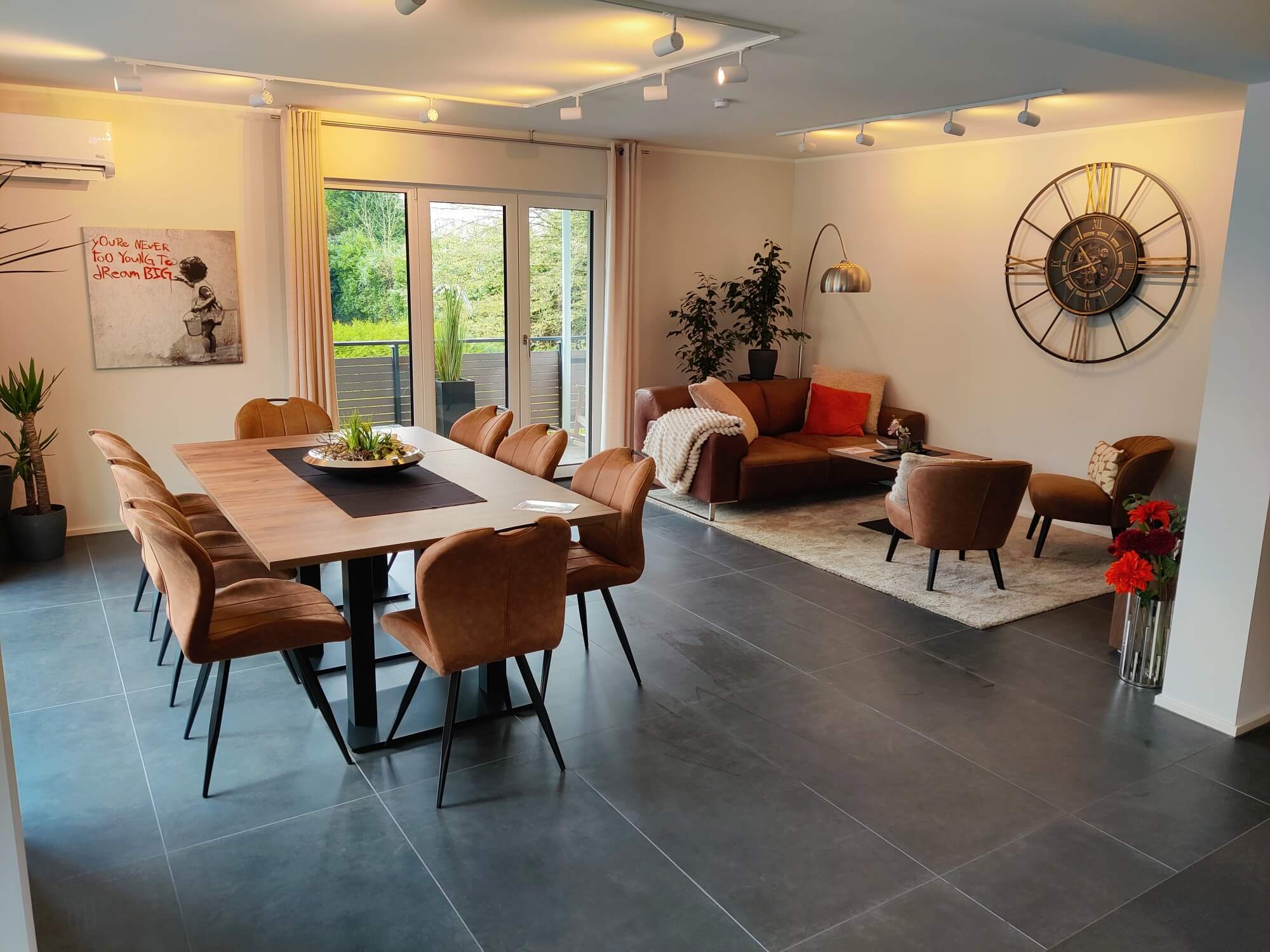 Großzügige 120 qm Ferienwohnung in Overath für bis zu 6 Personen mieten.